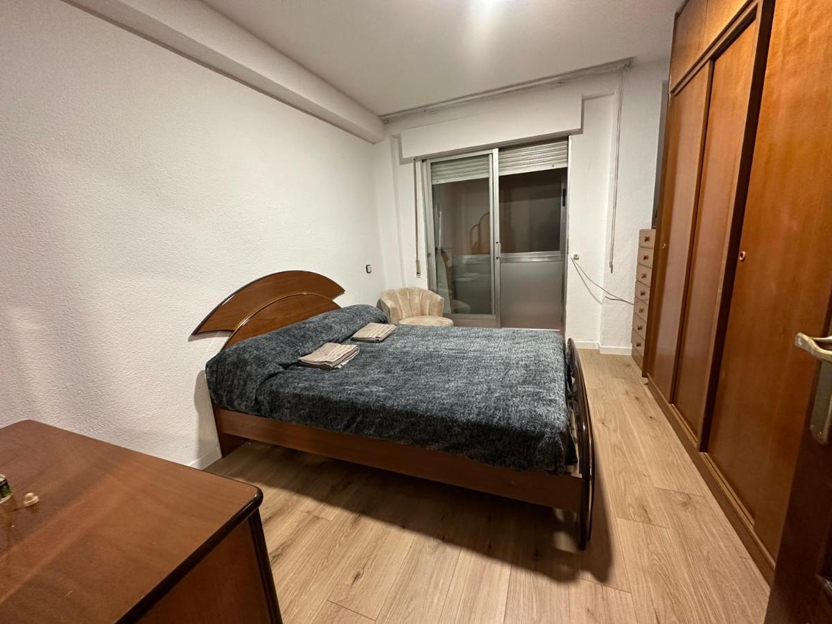 Licenciado Vidriera Lägenhet Madrid Exteriör bild